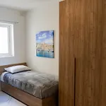 Brand New 3br In דירה *