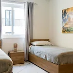 Brand New 3br In דירה Gzira
