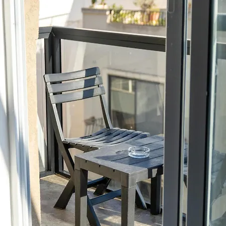 Brand New 3br In Apartament