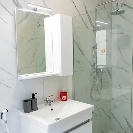 Brand New 3br In